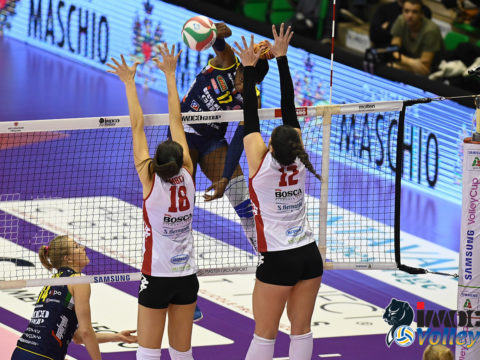 IMOCO VOLLEY “ON THE ROAD”, DALLE ALPI AL BOSFORO – DOMANI LE PANTERE NELLA TANA DI CUNEO PER IL DERBY DEL VINO