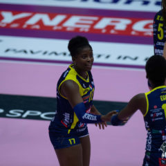 IMOCO VOLLEY ANCORA “ON THE ROAD”: DOMENICA A JESI VS FILOTTRANO – C’E’ ANCHE CHIAKA OGBOGU, HILL INFLUENZATA