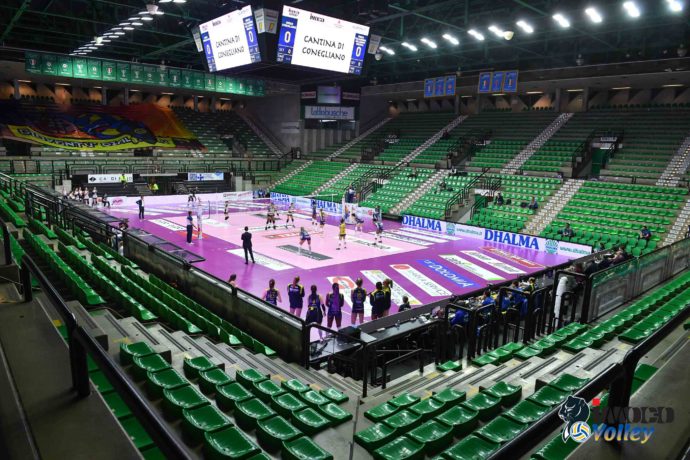 IMOCO VOLLEY-BANCA VAL SABBINA 3-0 NEL PALAVERDE A PORTE CHIUSE