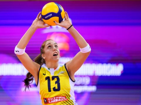 CONFERMATA GIULIA GENNARI – SECONDA STAGIONE ALL’IMOCO VOLLEY PER LA PALLEGGIATRICE ROMANA