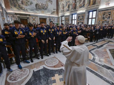 GIORNATA SPECIALE IN VATICANO PER LE PANTERINE AZZURRE! LA VISITA DELLE NAZIONALI DI VOLLEY A PAPA FRANCESCO