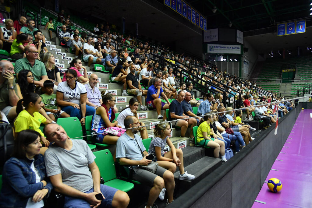 VENERDì AL PALAVERDE DE GENNARO, FAHR, LUBIAN E GABI! 9.30 ALLENAMENTO -12.00 PRESENTAZIONE AL PUBBLICO E MEDIA TIME