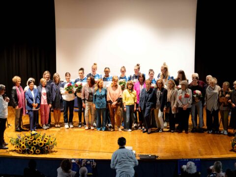 A CONEGLIANO SERATA COINVOLGENTE: LE PANTERE SUL PALCO CON SOROPTIMIS PER I DIRITTI DELLE DONNE E LA PARITA’ DI GENERE