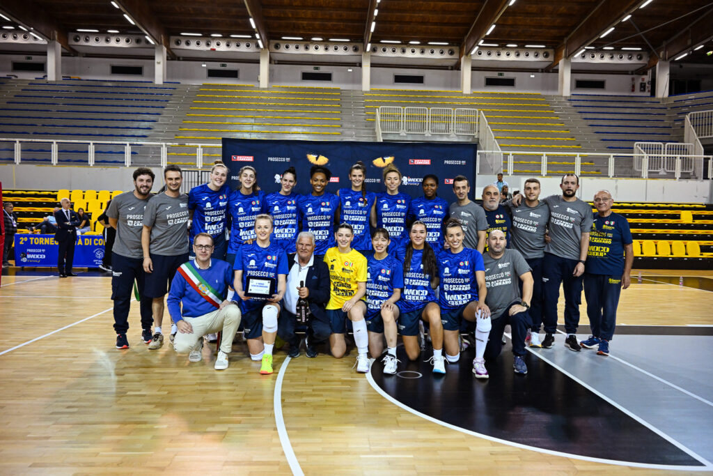 LA PROSECCO DOC IMOCO VINCE IL “CITTA’ DI CONEGLIANO”: DRESDA KO (3-0), PANTERE OK ALLA ZOPPAS ARENA