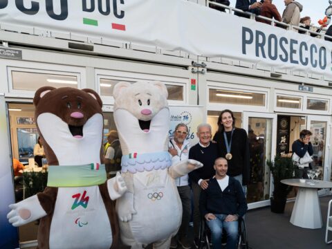 Marina Lubian alla Barcolana di Trieste con PROSECCO DOC SHOCKWAVE3!