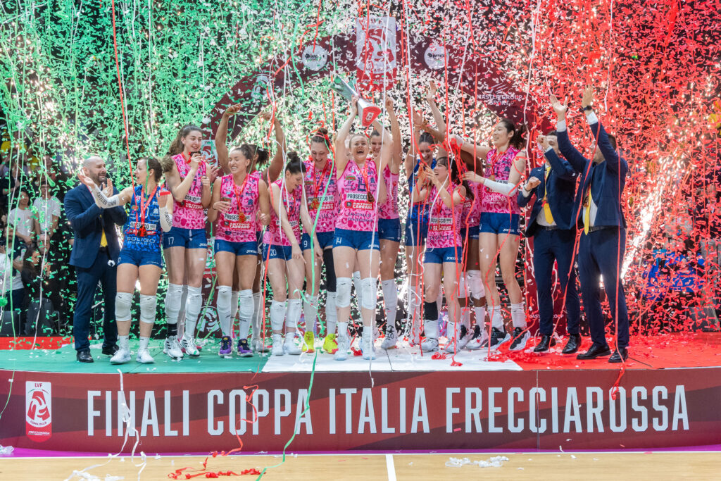 LA FINALE E’ SEMPRE DELLA PROSECCO DOC IMOCO! 3-0 CON MILANO ED E’ LA 7° COPPA ITALIA!