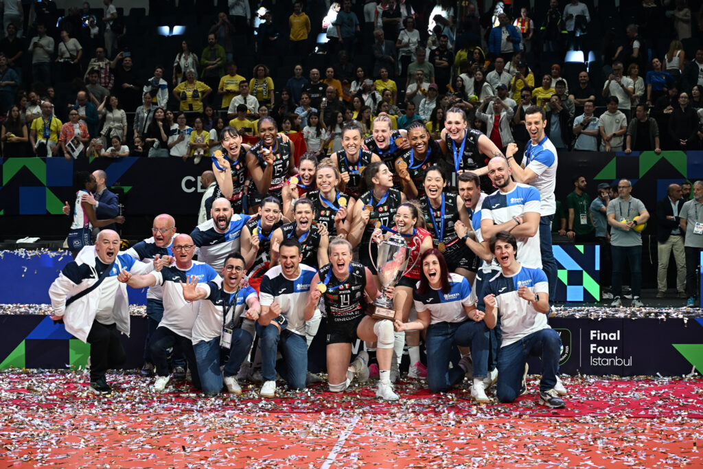 A. CARRARO PROSECCO DOC CAMPIONE D’EUROPA! TERZA CHAMPIONS LEAGUE A ISTANBUL! SCANDICCI BATTUTA 3-0