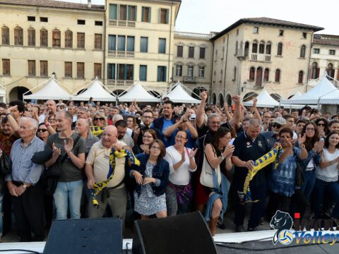PRESENTAZIONE CAMPAGNA ABBONAMENTI LUNEDì ALLE 18.30! PIAZZA CIMA, CONEGLIANO, LOCANDA MEZZOSALE
