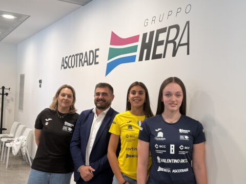 NEXT GEN IMOCO VOLLEY, PRESENTAZIONE DELLE MAGLIE ALLO SPORTELLO ASCOTRADE GRUPPO HERA