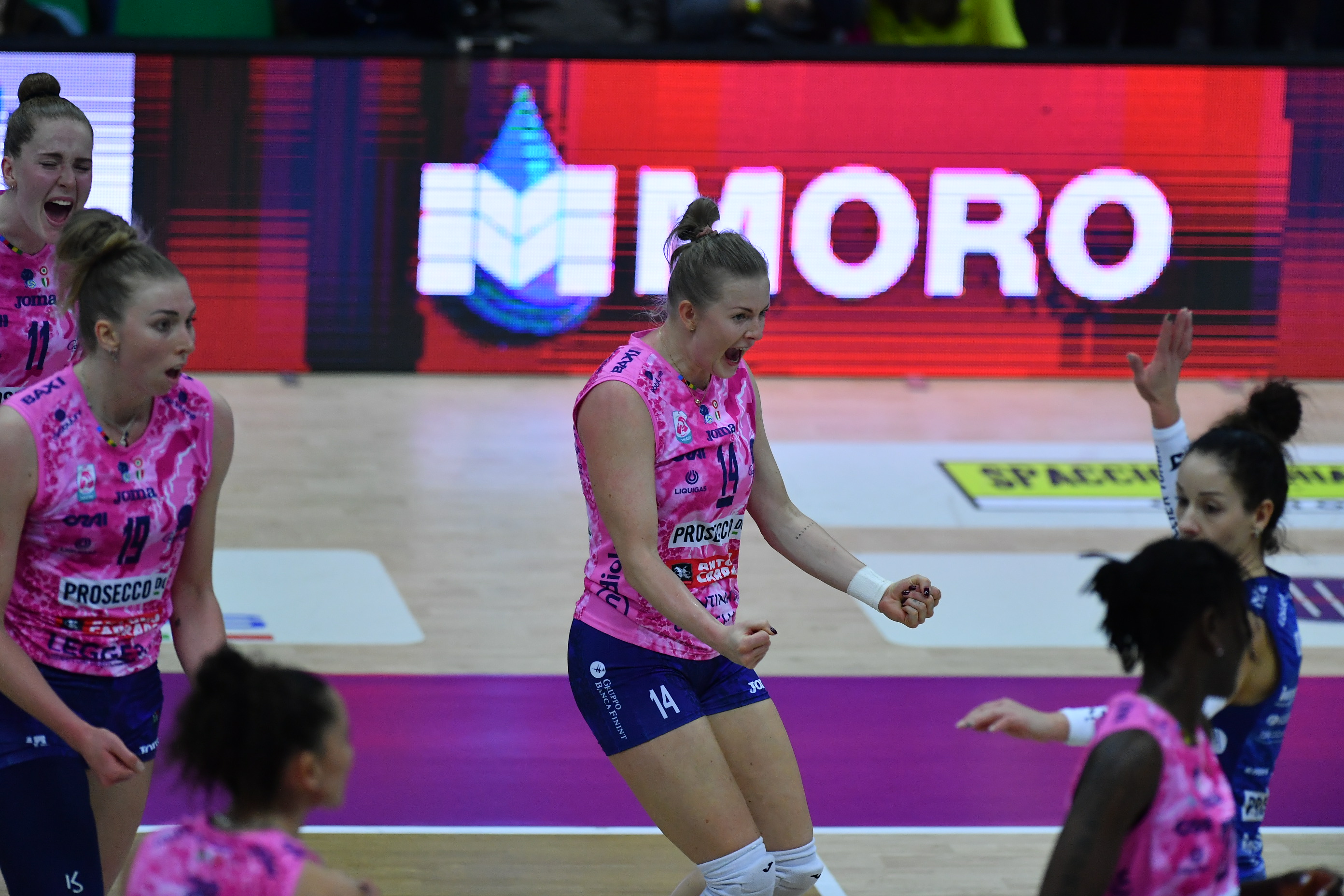 Prosecco DOC A.Carraro Imoco Volley vs Savino Del Bene Scandicci (ore 16.00)