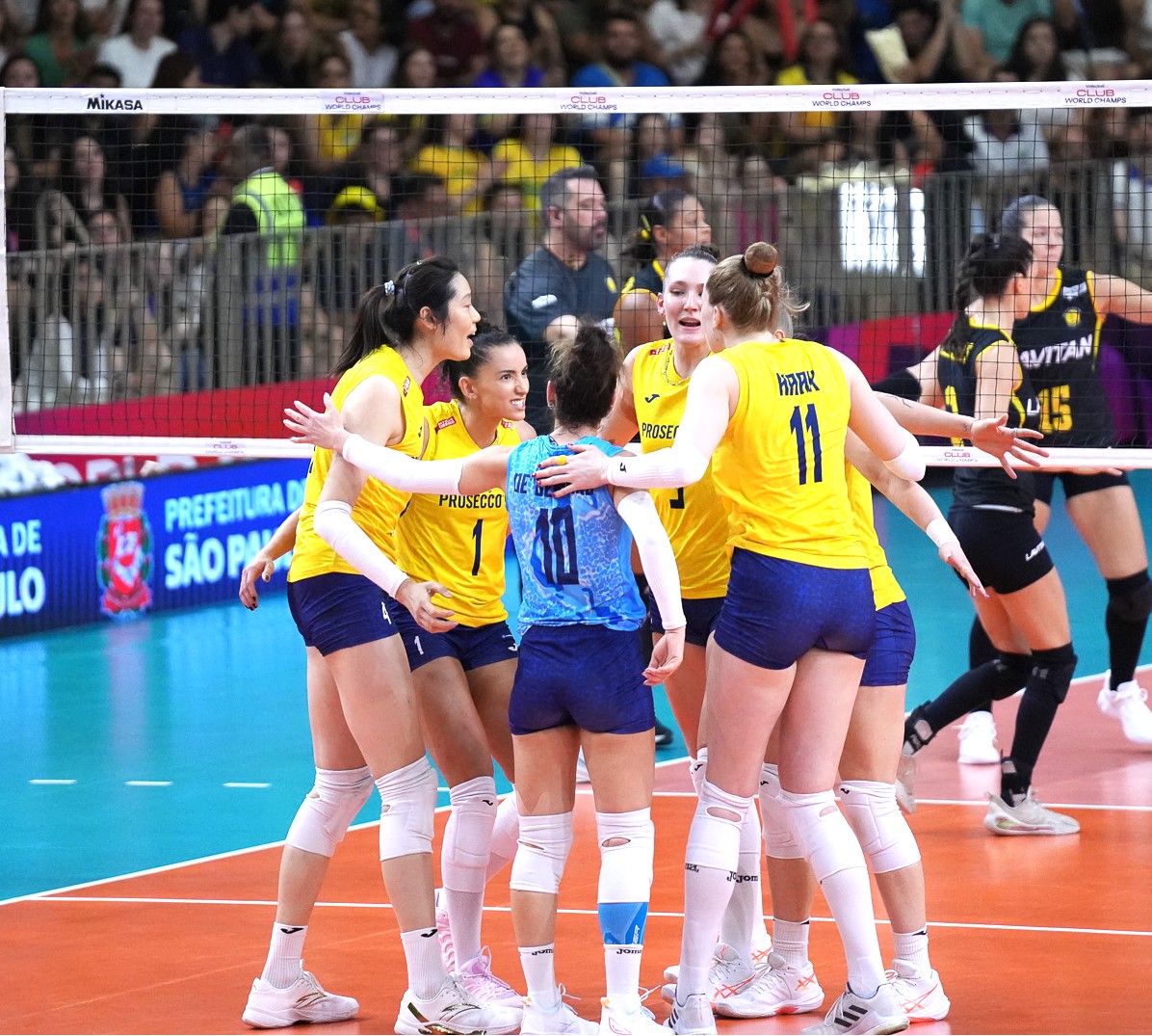 Prosecco DOC A.Carraro Imoco Volley vs Dentil/Praia Clube (BRA) – 5.30 pm