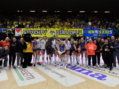 IL PALAVERDE ABBRACCIA LA COPPA ITALIA, NEL TUTTO ESAURITO LA PROSECCO DOC È SPUMEGGIANTE CONTRO MACERATA (3-0)