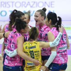 GARA 1 È UN ROMANZO, LA PROSECCO DOC CI CREDE, RIMONTA E VINCE! 3-2 VS MILANO NEL PALAVERDE TUTTO ESAURITO