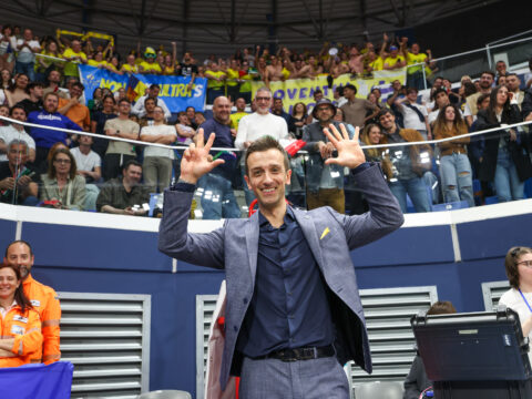 “UN LEGAME INDISSOLUBILE CHE VA OLTRE LA PALLAVOLO” CONFERMATISSIMO DANIELE SANTARELLI, UNA DECADE SULLA PANCHINA GIALLOBLU’